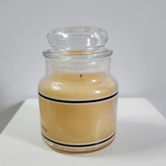 Yankee Irish Cream Candle Rare Vintage Black Band Small Jar Lid 3.7 Oz 138216 - Picture 6 of 11